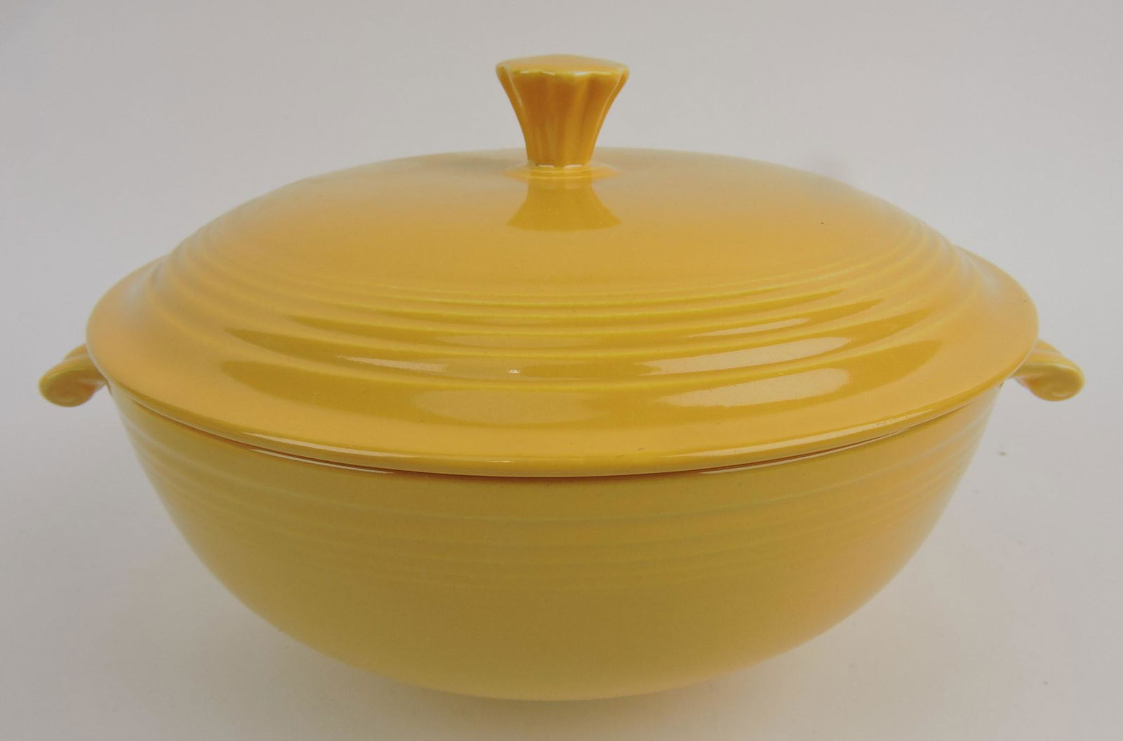 Fiesta casserole, yellow (1 of 1)