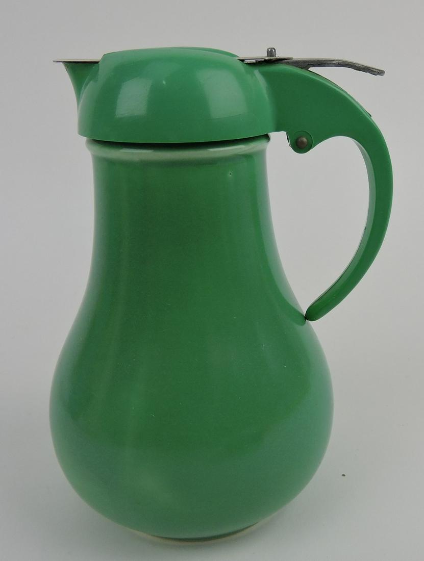 Fiesta syrup pitcher, green (1 of 1)