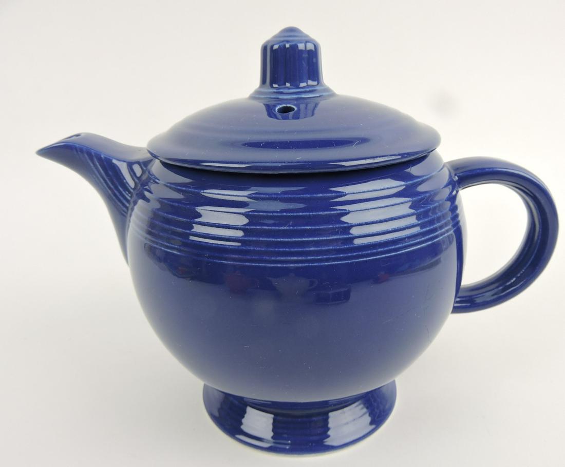 Fiesta medium teapot, cobalt (1 of 1)