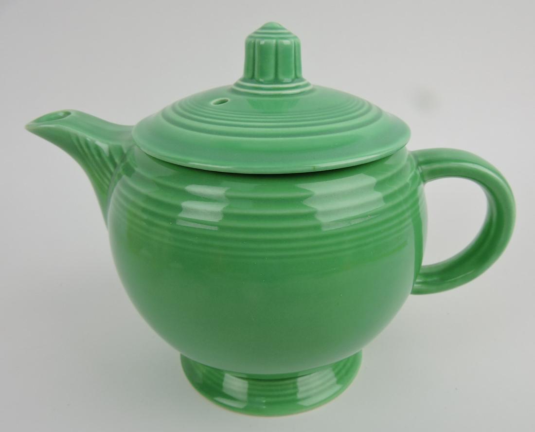 Fiesta medium teapot, green (1 of 1)