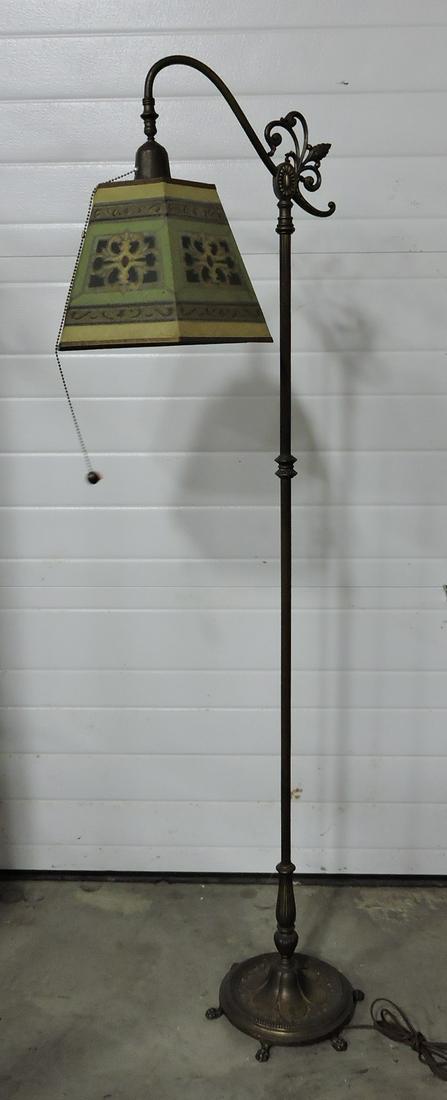 Bridge floor lamp with painted metal: shade