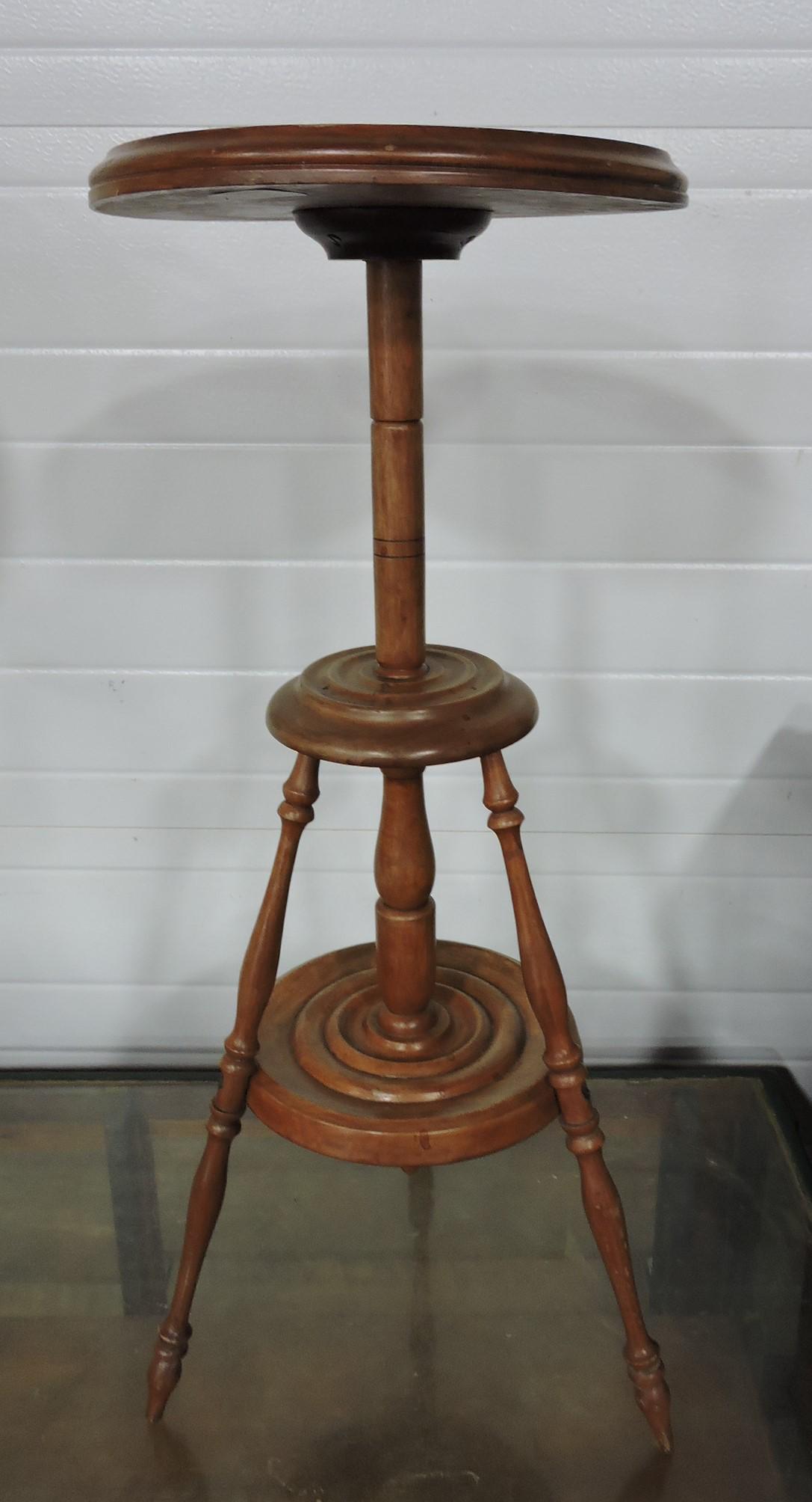 Maple three legged candle stand (1 of 1)