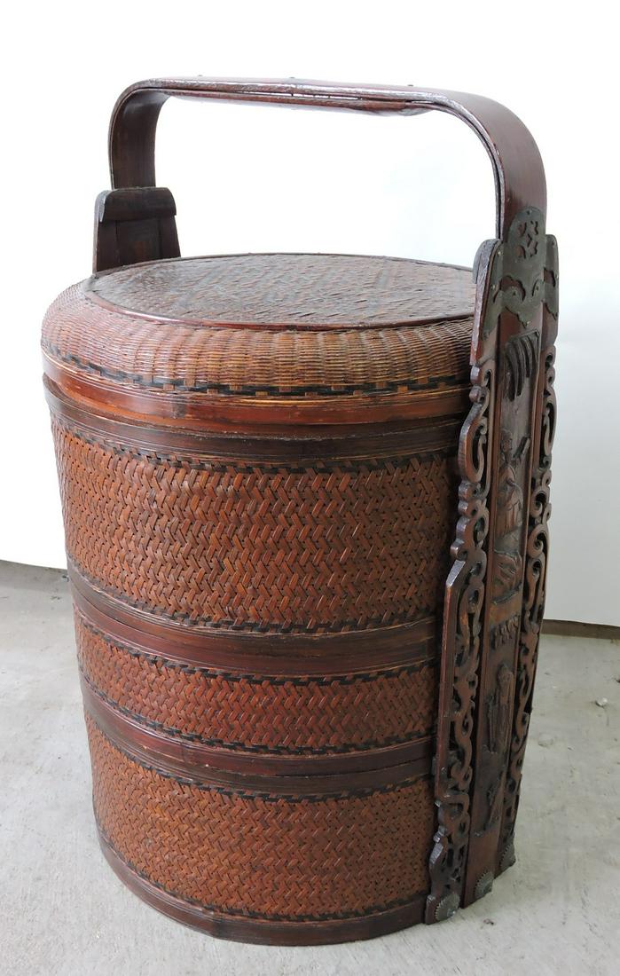 Three section sewing basket: .