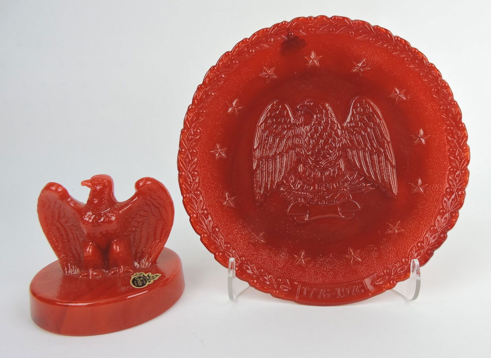 Fenton 1976 red slag eagle paperweight and (1 of 1)