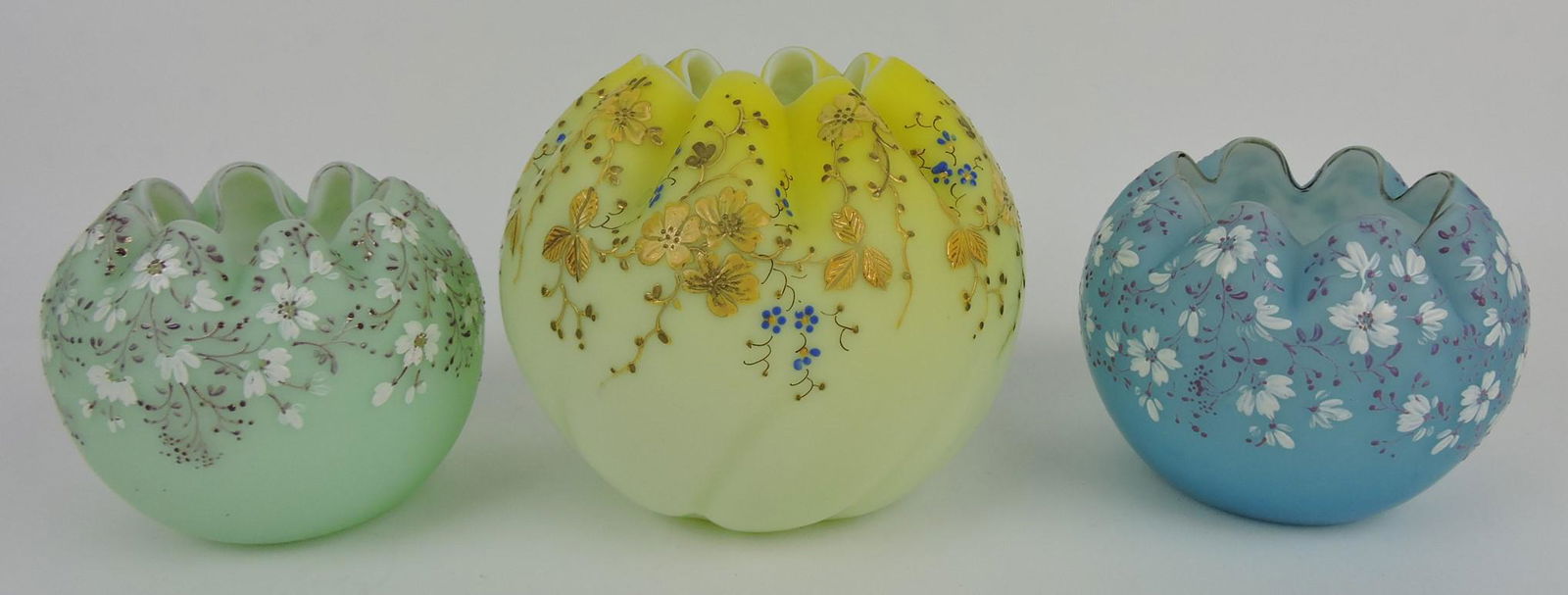 Mt. Washington lot of 3 floral enamel (1 of 1)