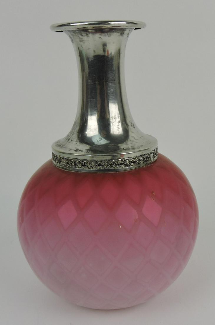 Mt. Washington pink diamond quilted (1 of 1)