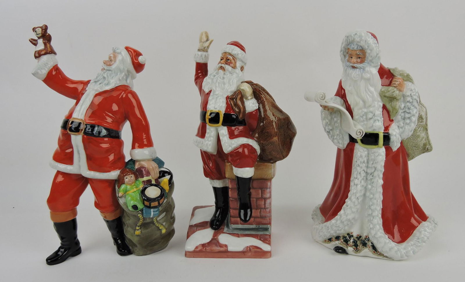 Royal Doulton lot of 3 Santa figures: (1 of 1)