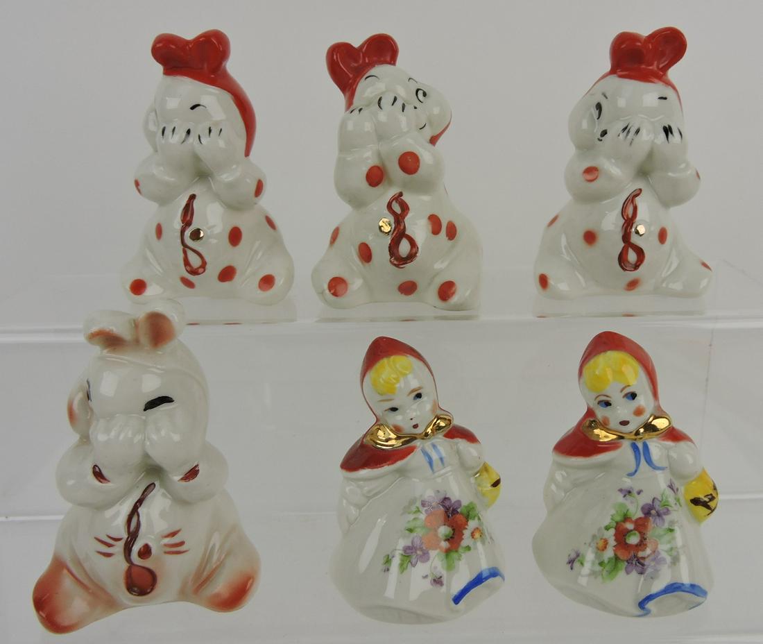 Regal China lot of 4 Peek-a-Boo shakers,: and pair of Red Riding Hood shakers