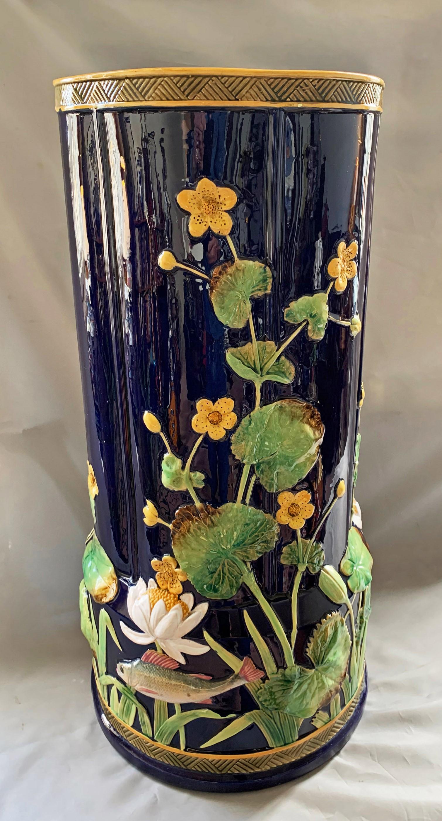 George Jones underwater cobalt (1 of 5)