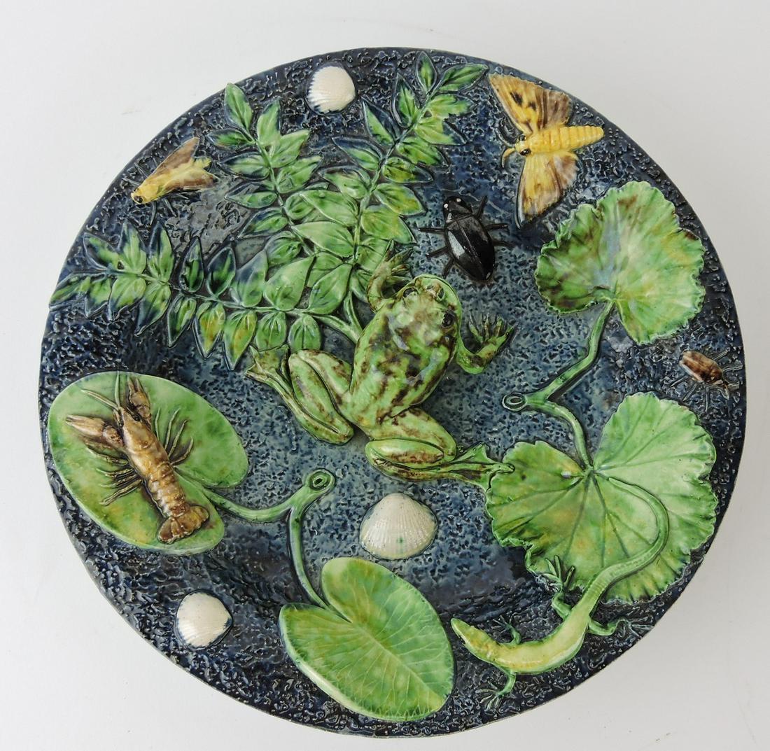 Barbizet French Palissy ware round plaque (1 of 3)