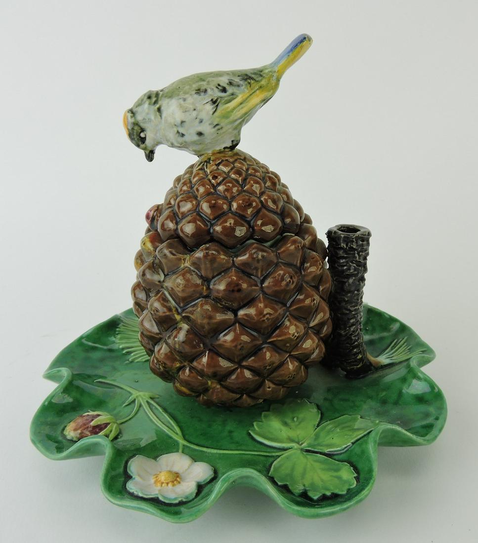 Minton majolica very rare pine cone (1 of 3)