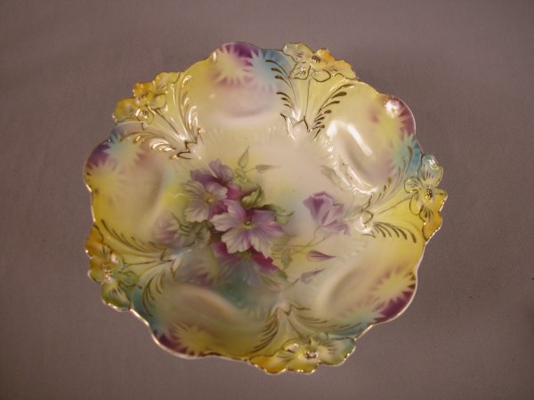 R.S. German floral deep bowl, 10", iris mold : R.S. German floral deep bowl, 10", iris mold