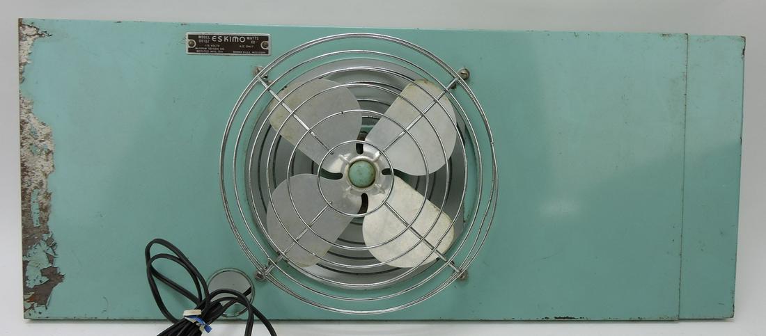 Eskimo Model 08102 window fan, works (1 of 1)