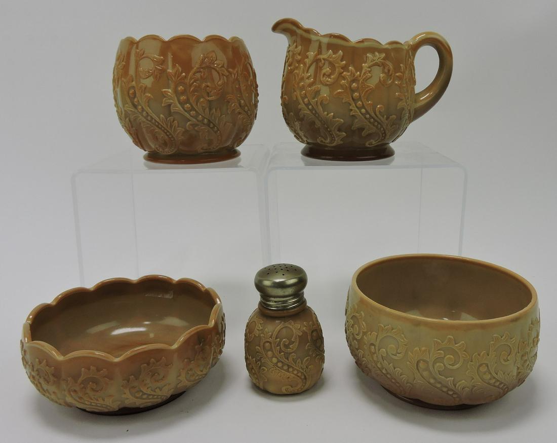 Greentown chocolate chrysanthemum leaf lot of (1 of 1)