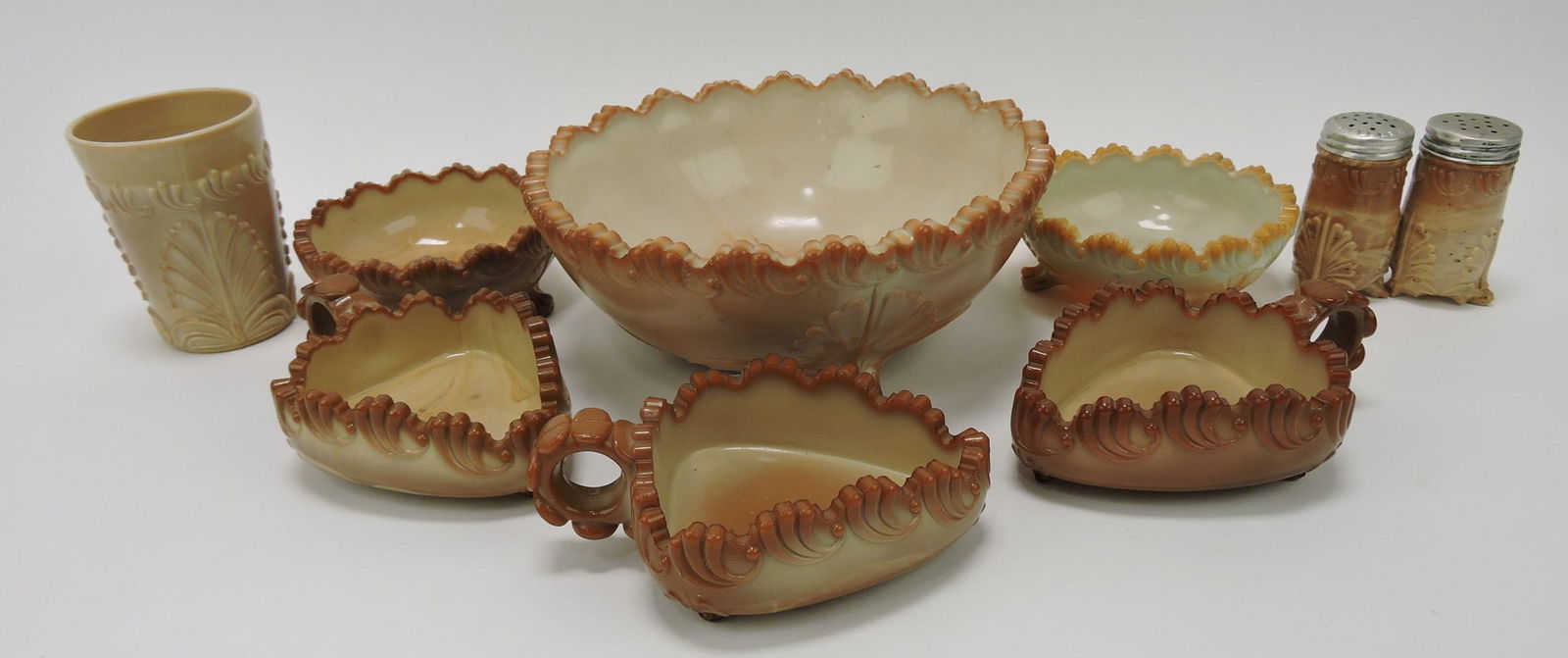 Greentown chocolate glass Leaf Bracket lot (1 of 1)