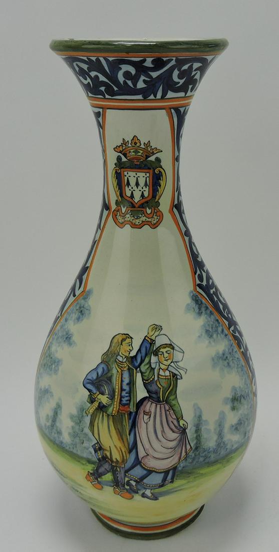 Henriot Quimper vase with couple, (1 of 1)
