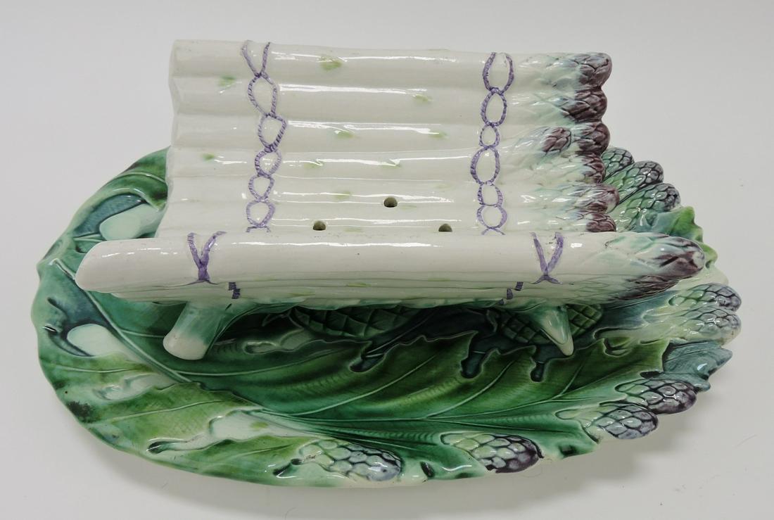 Majolica two piece asparagus server (1 of 1)