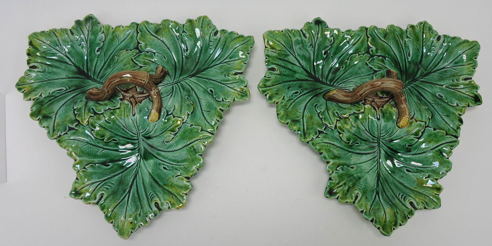 Majolica pair of tri-foil leaf servers with (1 of 1)