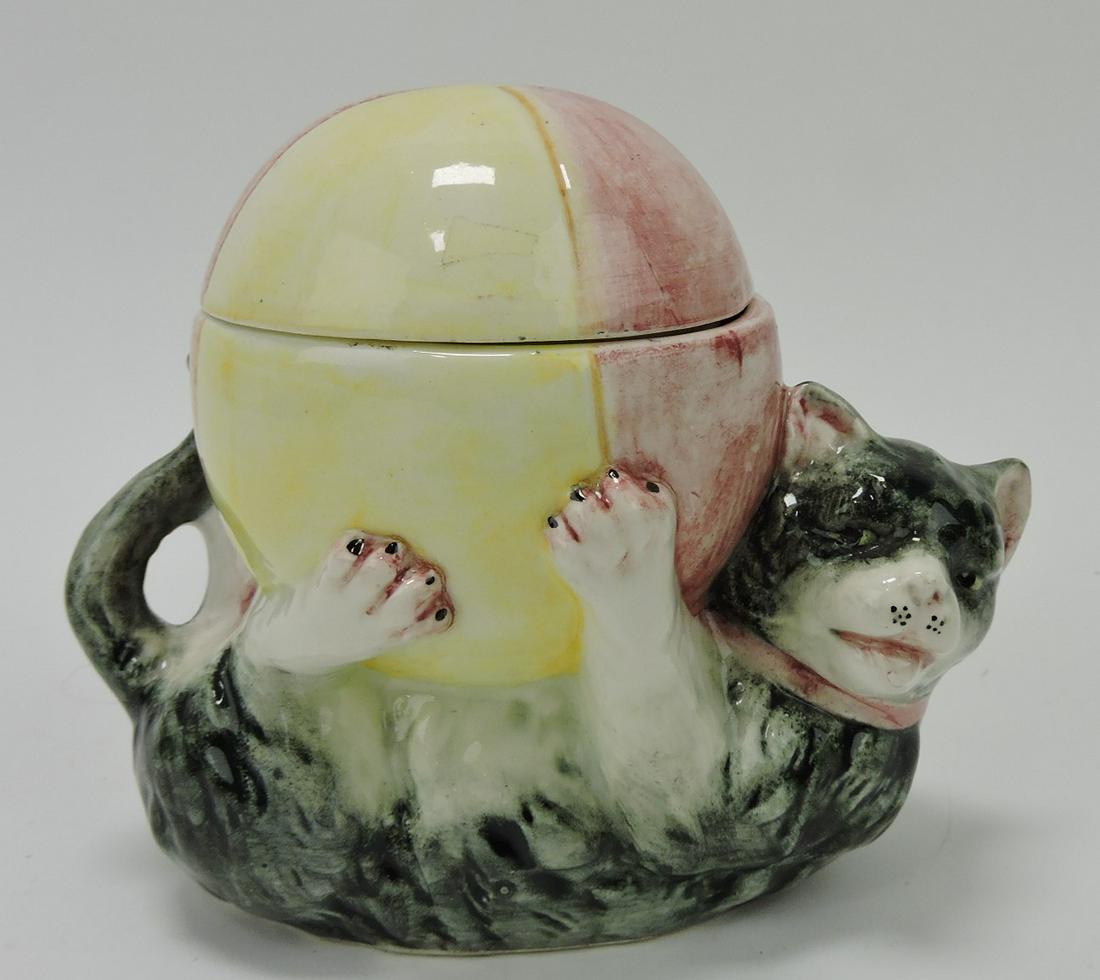 Majolica cat with ball figural humidor, 5" (1 of 1)