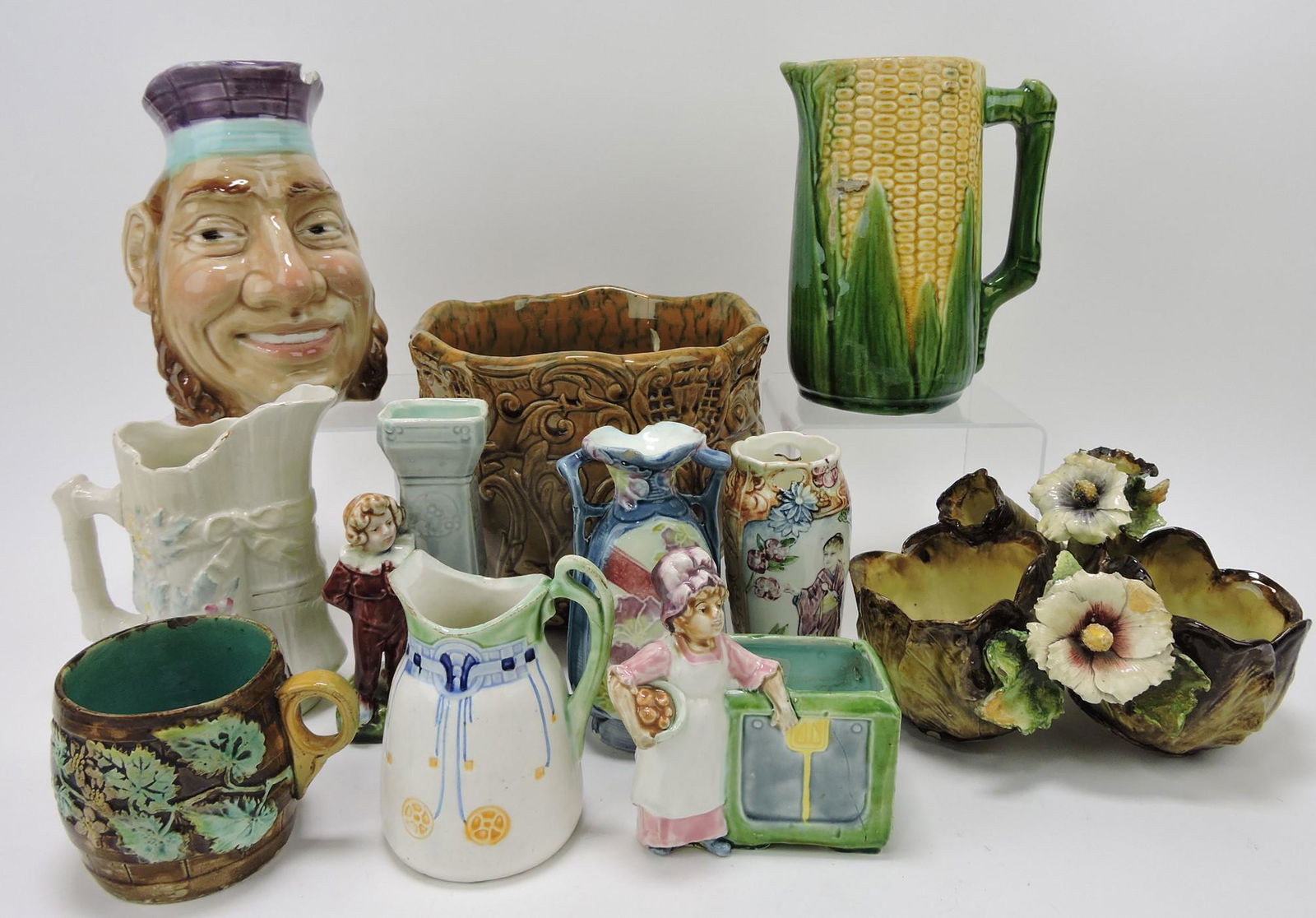 Majolica lot of 10 assorted pieces, various (1 of 1)