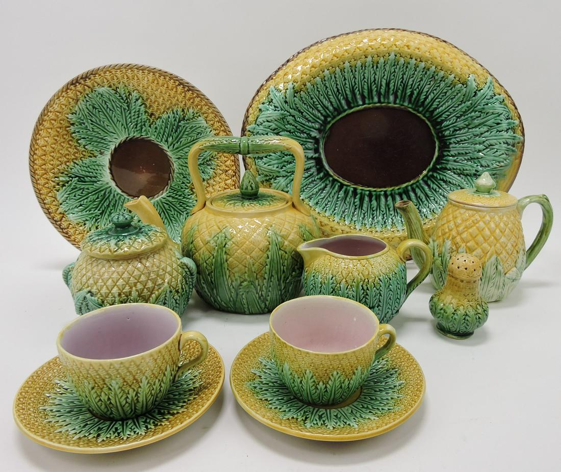 Majolica pineapple lot of 11 pieces - (1 of 1)