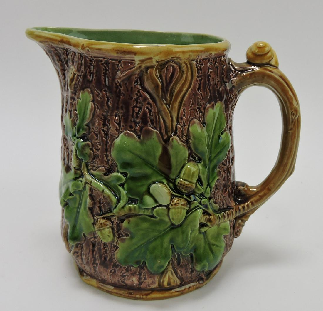Minton majolica oak leaf and acorn (1 of 1)