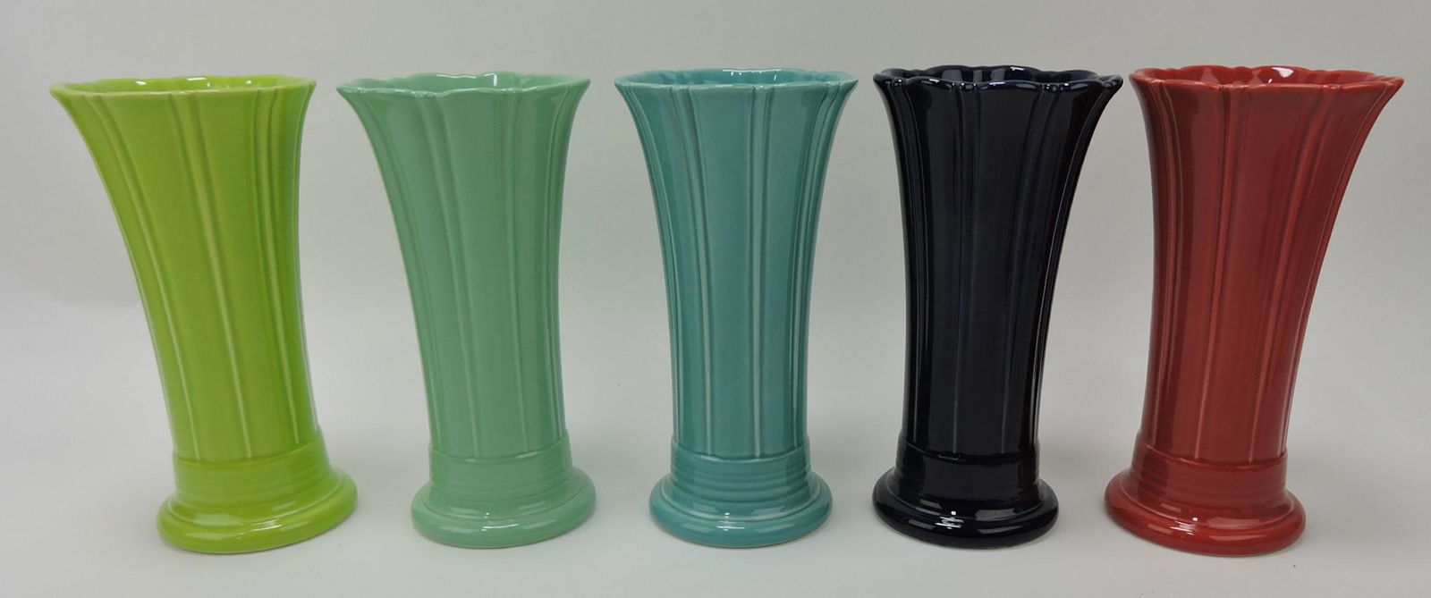 Fiesta Post 86 lot of 5 medium vases - (1 of 1)
