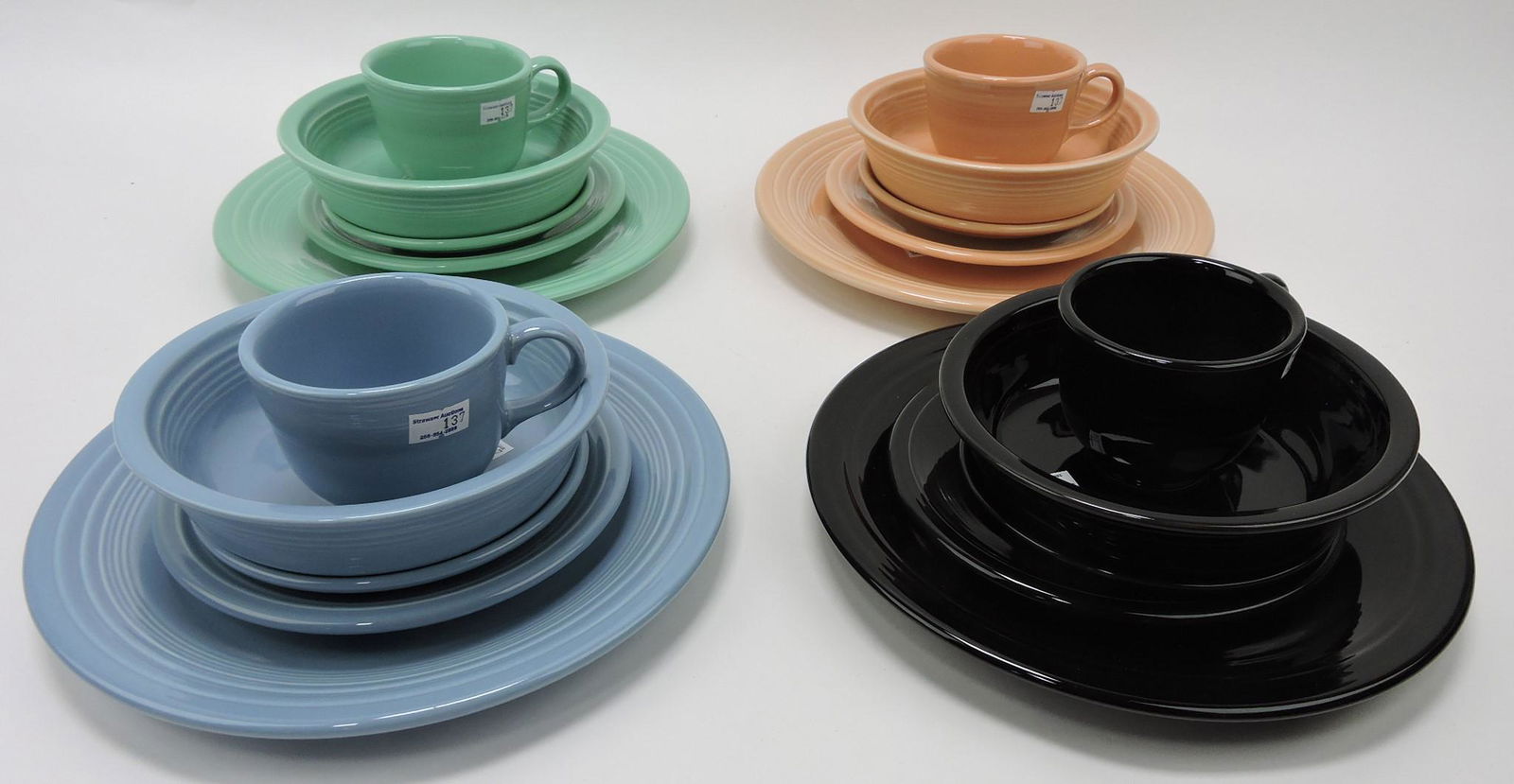 Fiesta Post 86 lot of 4 - 5 pc place settings (1 of 1)