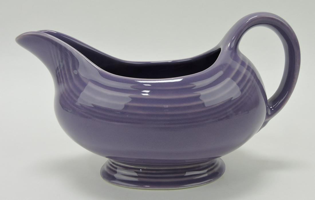 Fiesta Post 86 lilac sauce boat (1 of 1)