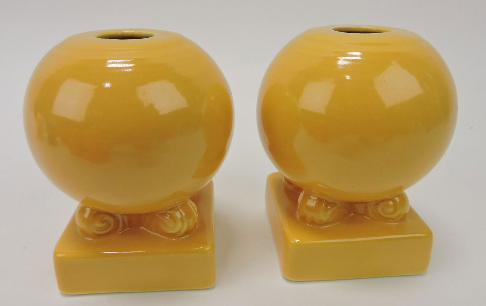 Fiesta pair bulb candle holders, yellow (1 of 1)