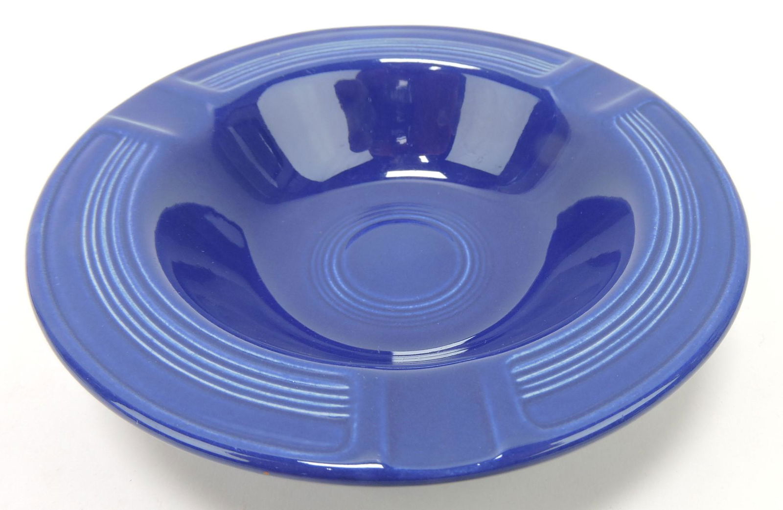 Fiesta ashtray, cobalt (1 of 1)