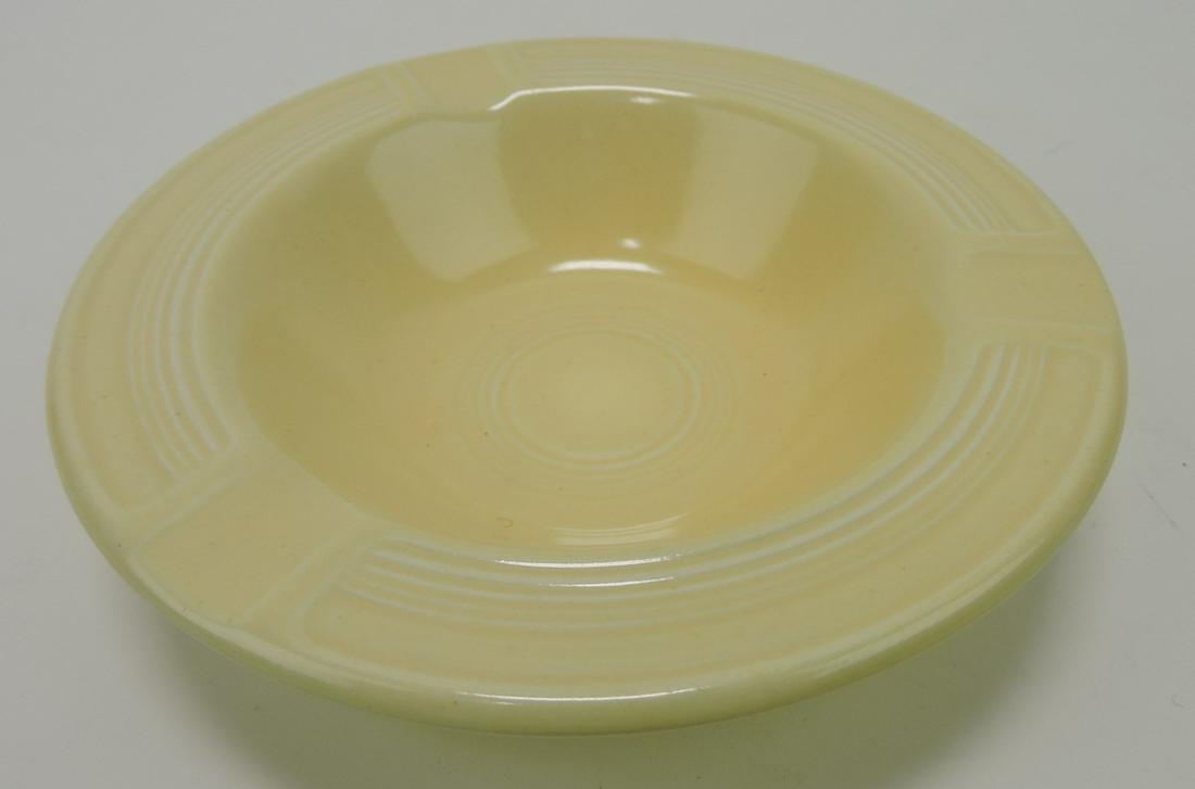 Fiesta ashtray, ivory (1 of 1)