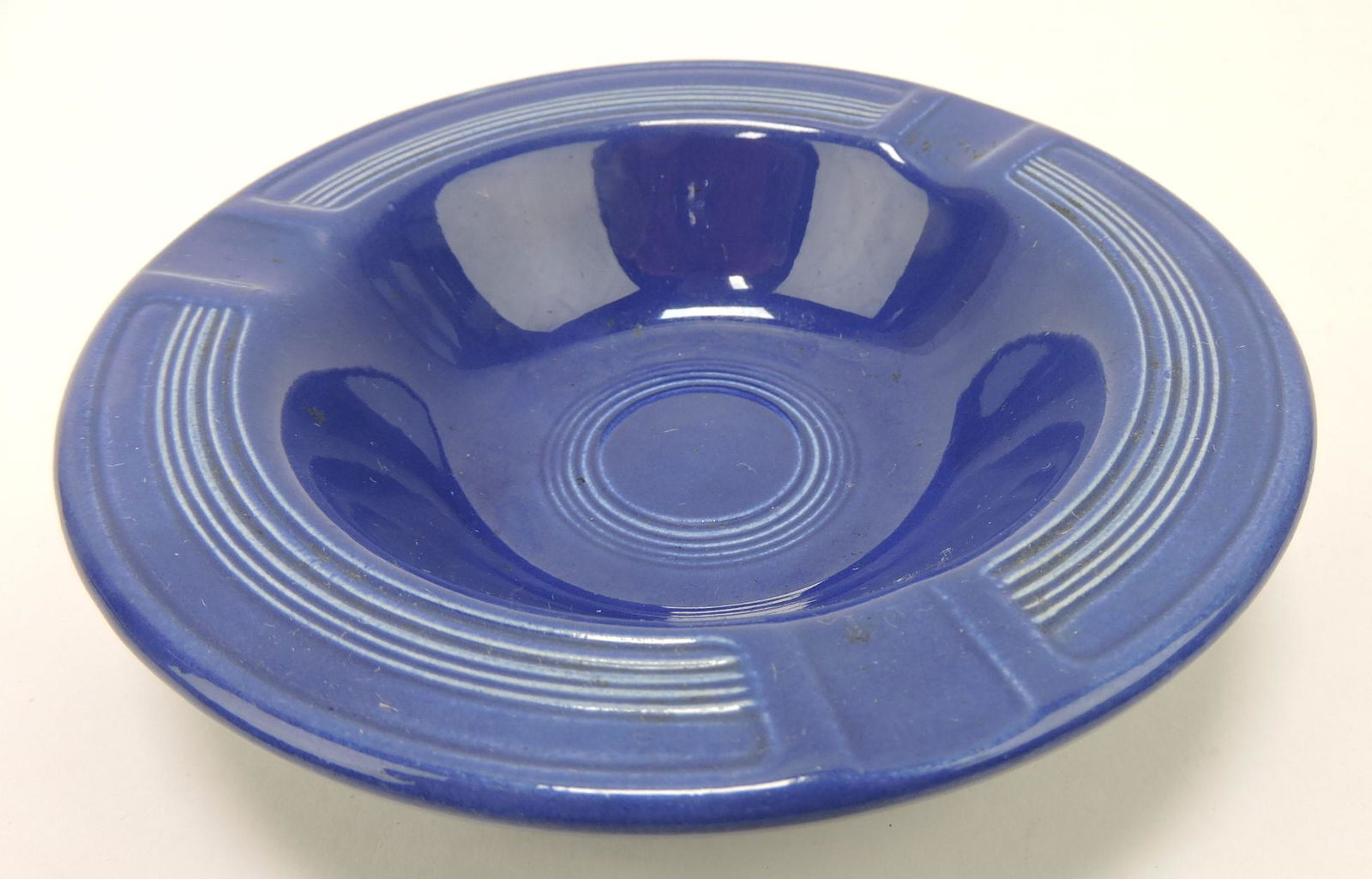 Fiesta ashtray, cobalt (1 of 1)