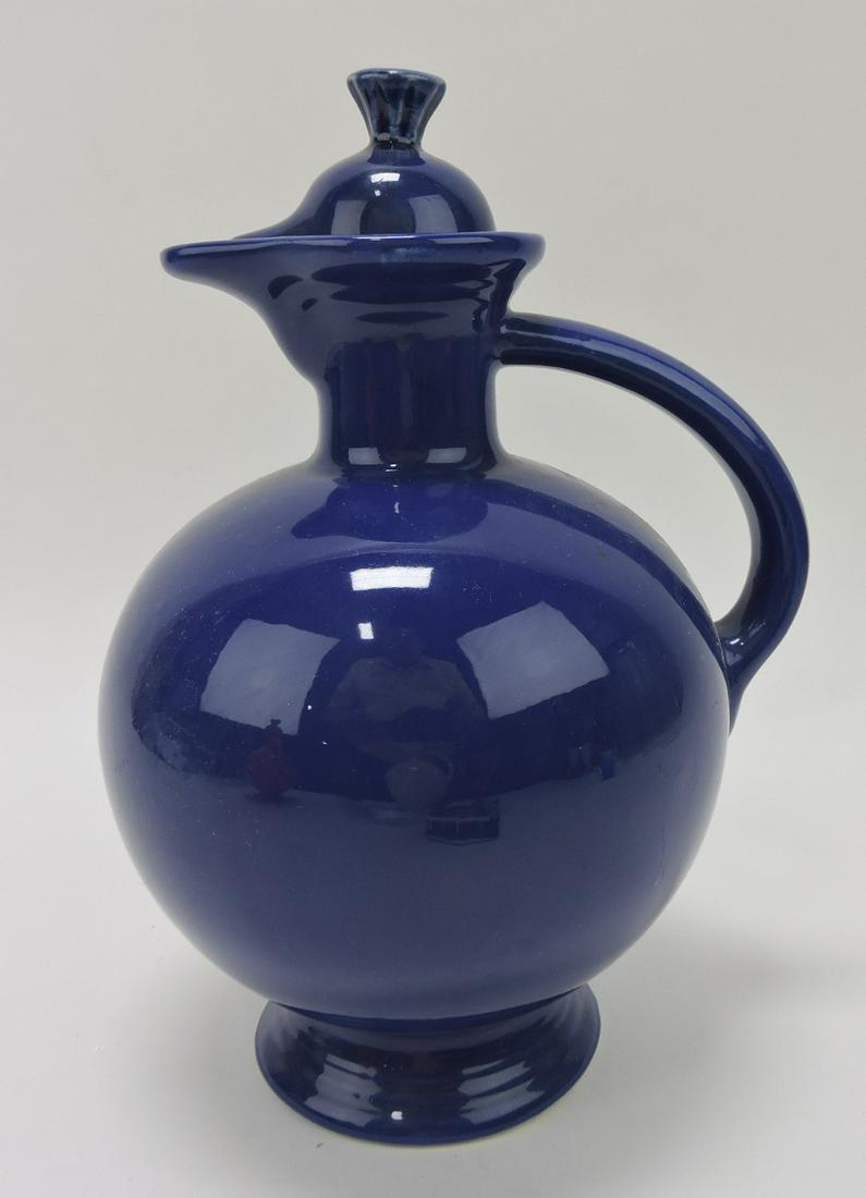 Fiesta carafe, cobalt, glaze miss to lid rim (1 of 1)