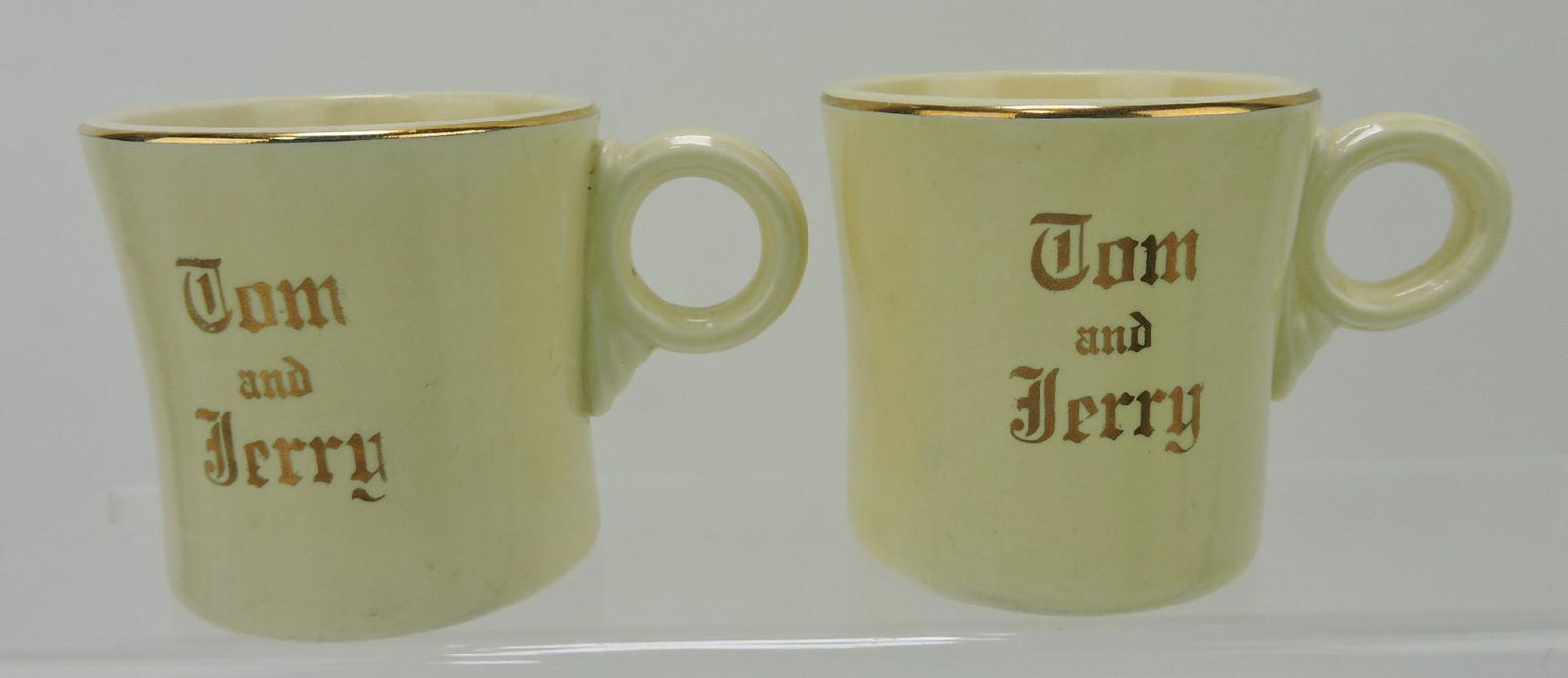 Fiesta mug group, 2 ivory "Tom & Jerry" (1 of 1)