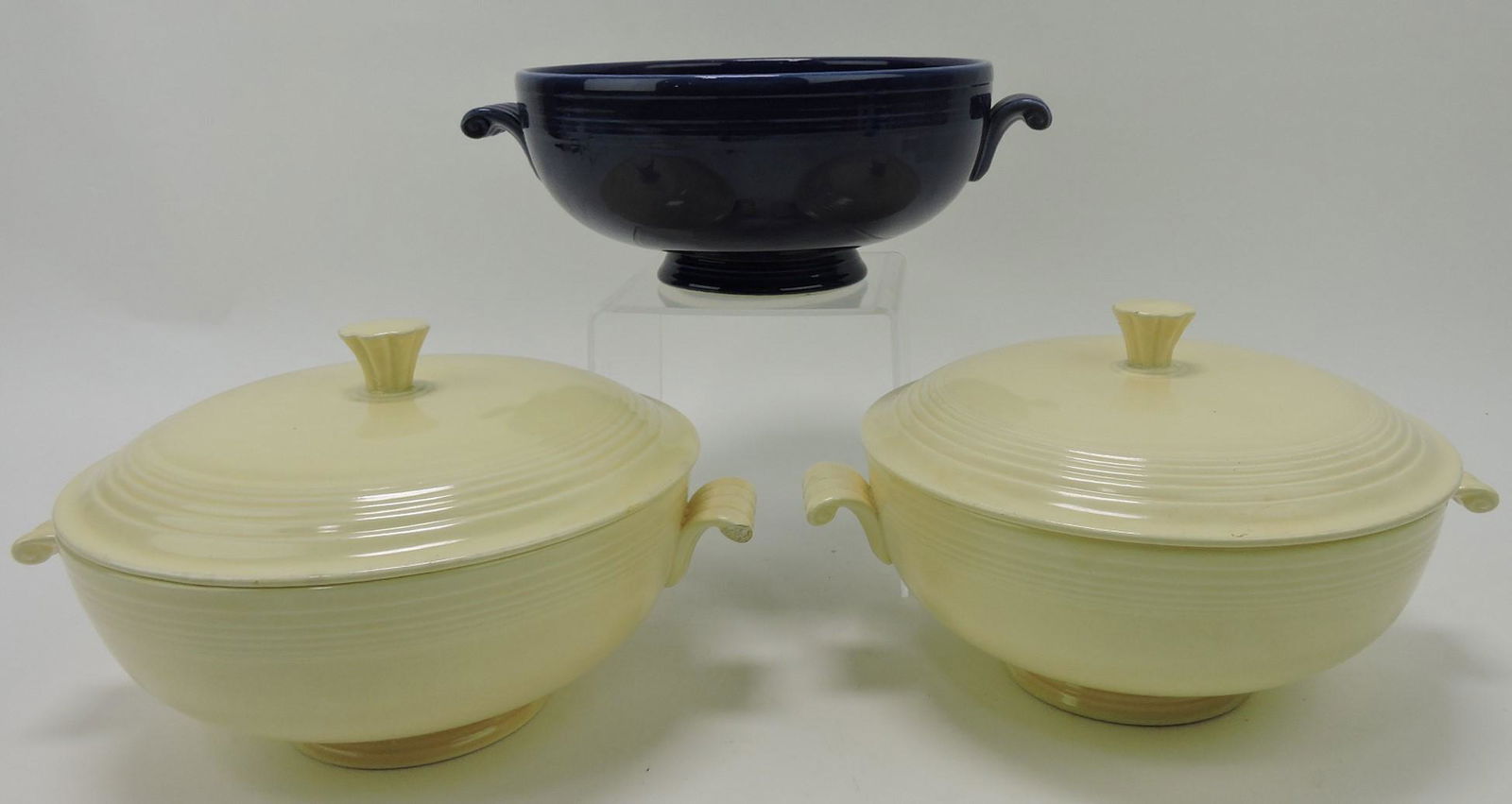 Fiesta casserole group, 2 ivory, nick to (1 of 1)