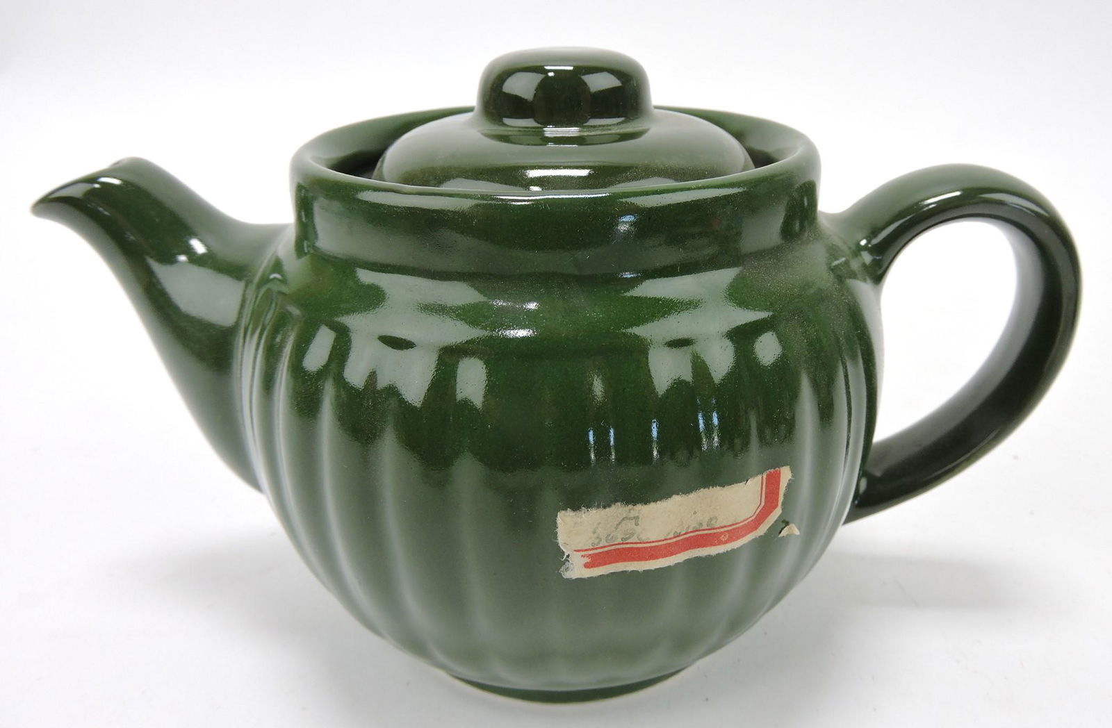 Hall China Everson ribbed teapot, sample, (1 of 2)