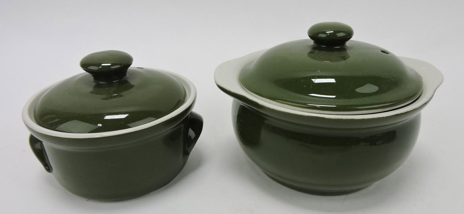 Hall China green lot of 2 small shop sample: casseroles with paper label #820G & 479G