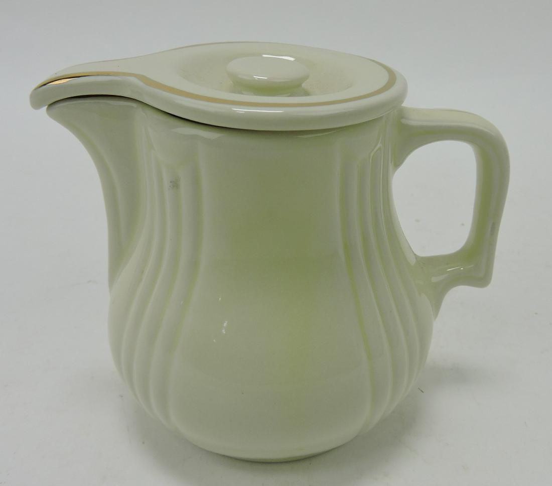 Hall China syrup pitcher (1 of 1)