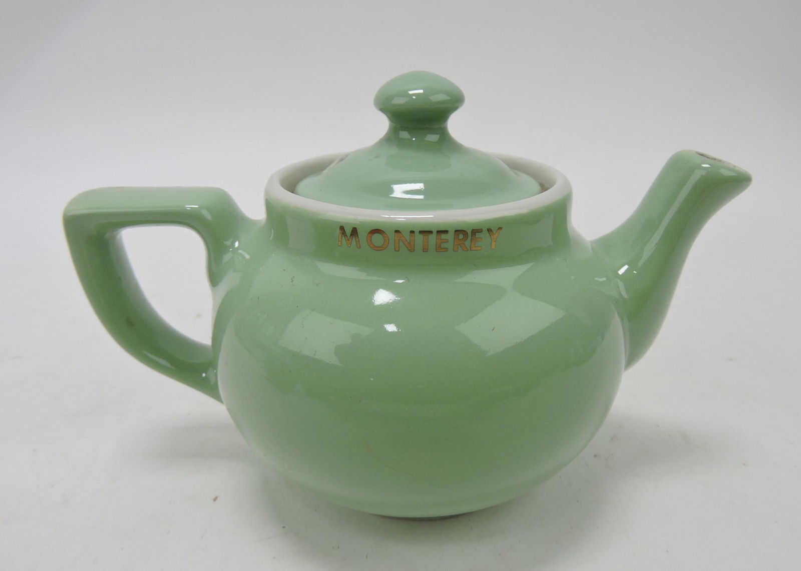 Hall China shop color sample Boston (1 of 1)