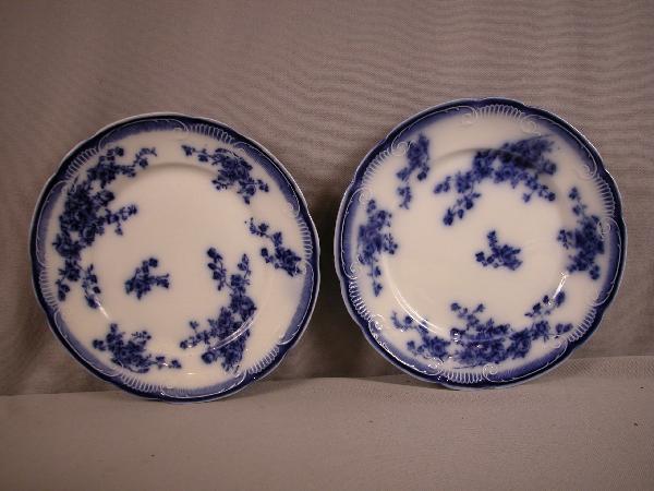 Flow Blue pair of 10" plates: Flow Blue pair of 10" plates