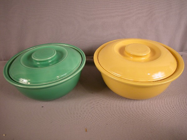 Fiesta Kitchen Kraft casserole group - large yello: Fiesta Kitchen Kraft casserole group - large yellow and small green