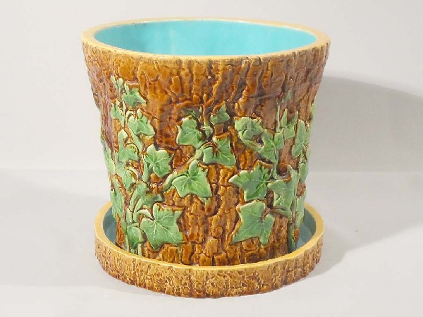MINTON bark and vine cachepot on stand, shape no: MINTON bark and vine cachepot on stand, shape no. 342, 8"