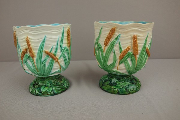 ROYAL WORCESTER pair of cachepots in the form o: ROYAL WORCESTER pair of cachepots in the form of bull rushes supported shells, great color and detail, 6"h, professional rim repair to one