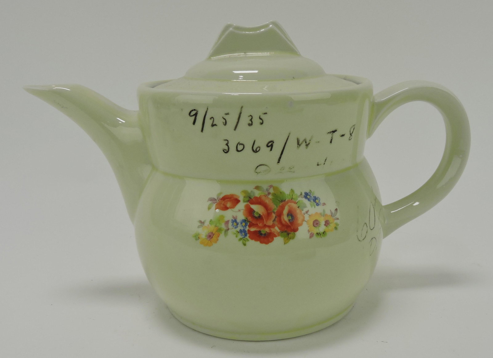 Hall China coffee pot, shop sample (1 of 1)