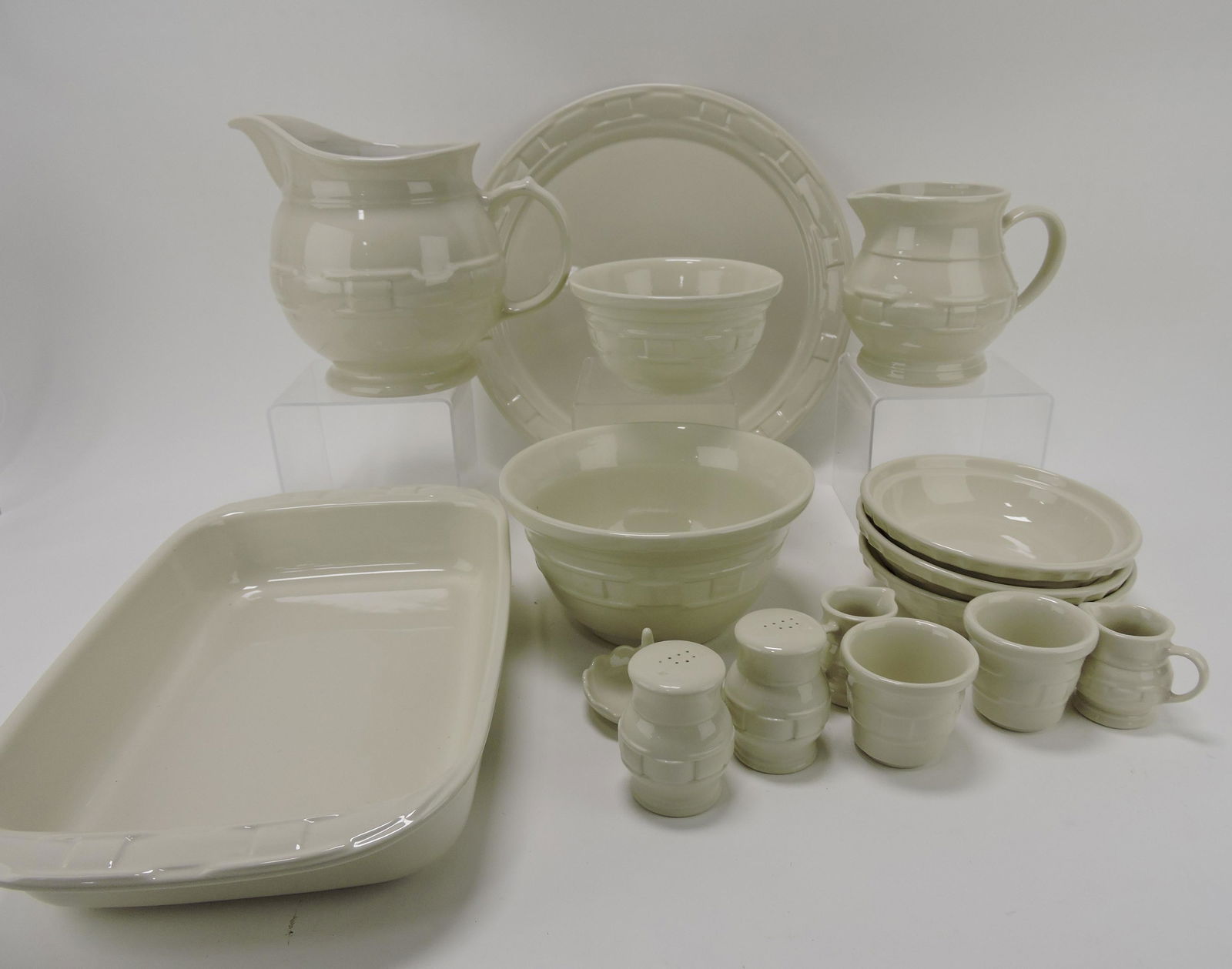 Hall China Longaberger Pottery (1 of 1)