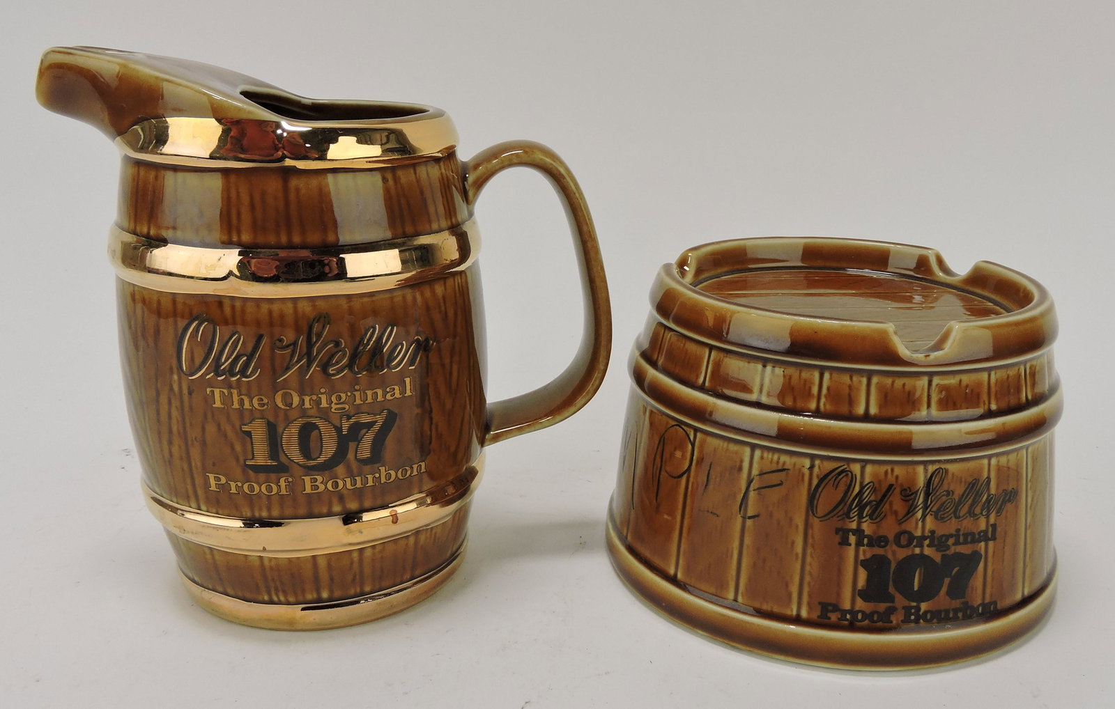 Hall China Old Weller Bourbon pitcher (1 of 1)