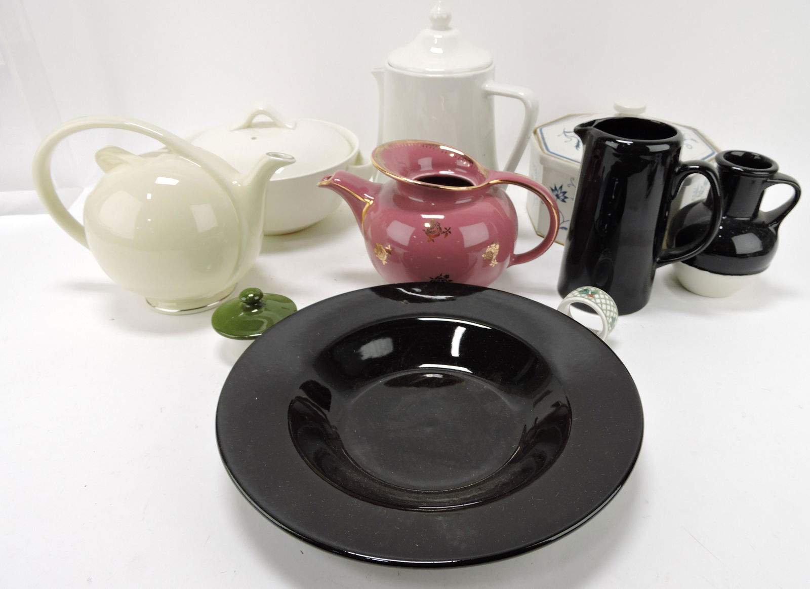 Hall China lot of 10 assorted pieces (1 of 1)