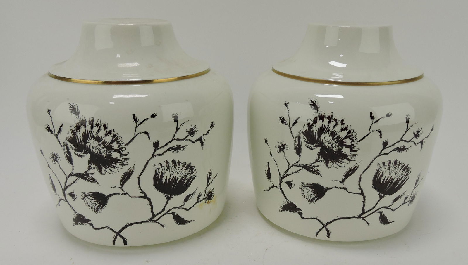 Hall China sample lamp base pair (1 of 1)