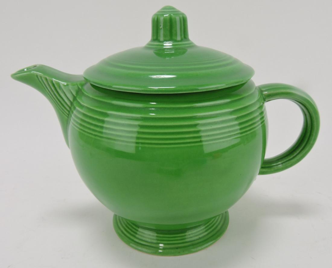 Fiesta medium teapot, medium green (1 of 1)